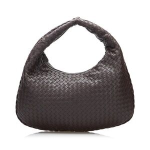 ISO!ISO!In search of brown bottega veneta hobo bag in size medium.